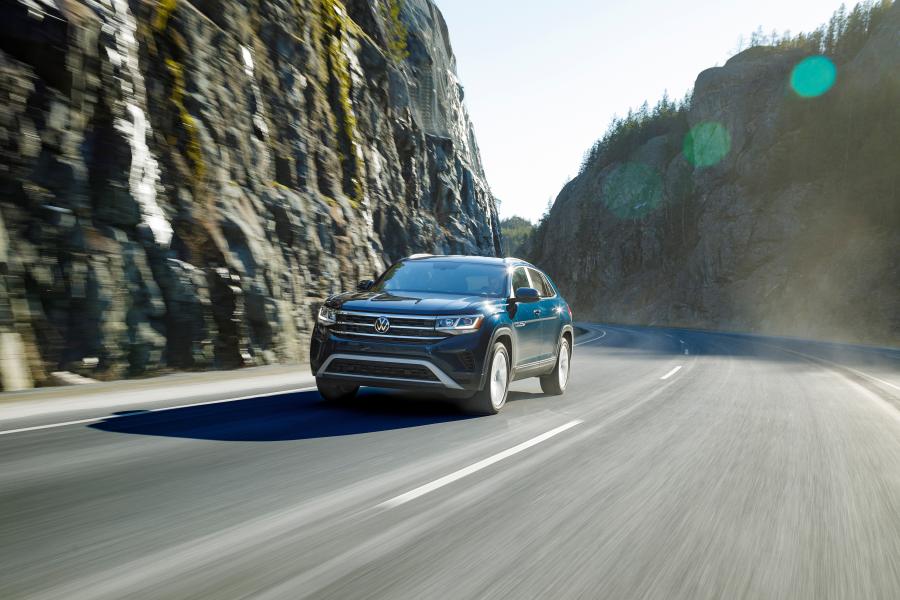  Volkswagen Atlas Cross Sport SE 2020 года  (фото 13 из 22)